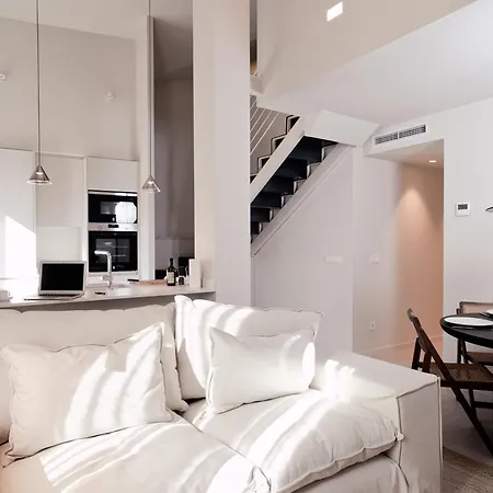 Casa Bellaire Apartment