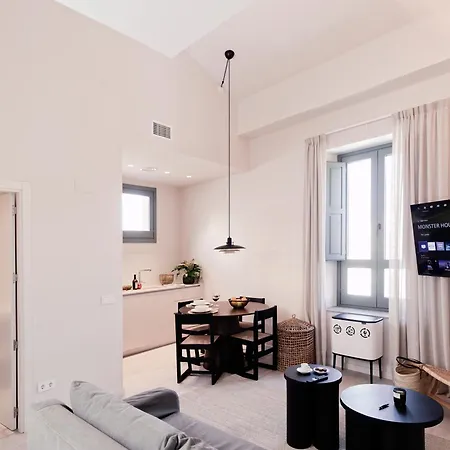 Casa Bellaire Girona
